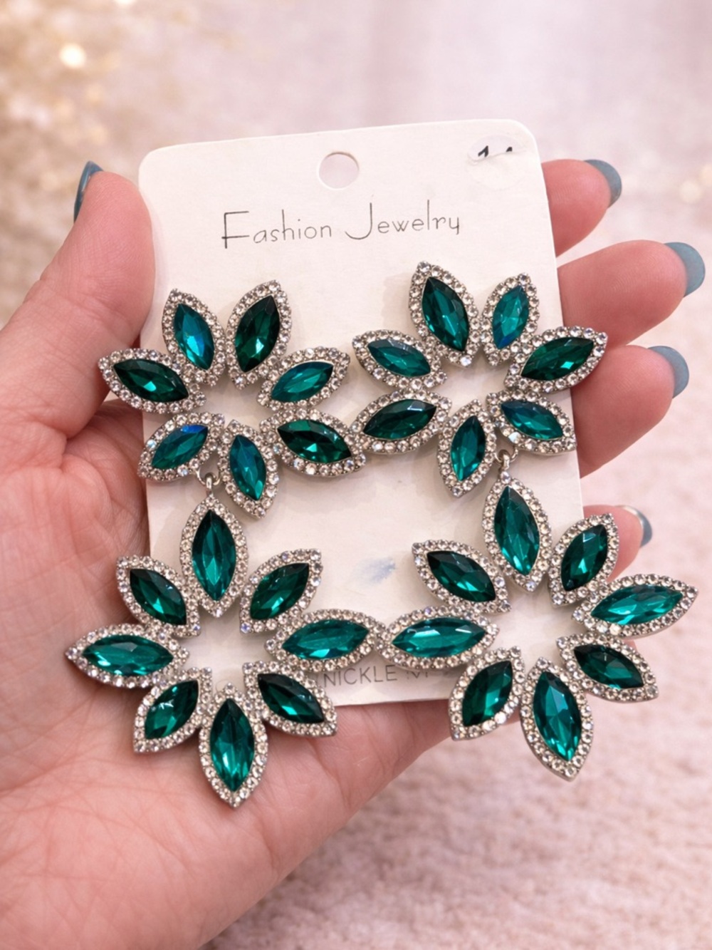 Fashion Jewelry Emerald Green Crystal Flower Statement Earrings gorgeous - Picture 2 of 2